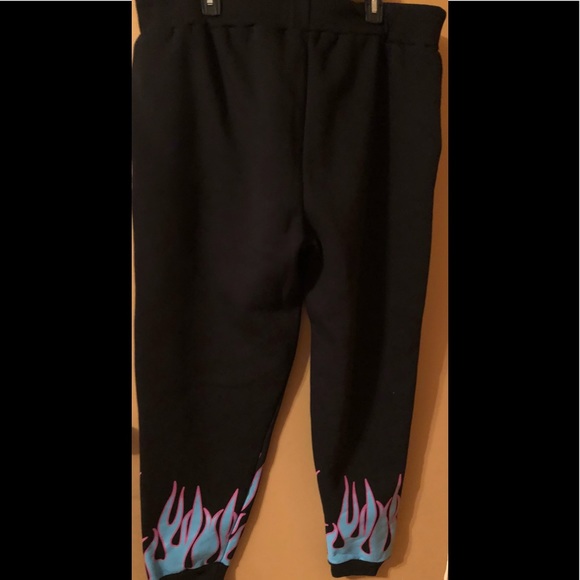 Men’s Sweatpants - Picture 2 of 5